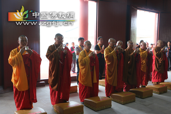 定州开元寺隆重举行大雄宝殿佛像安座庆典法会