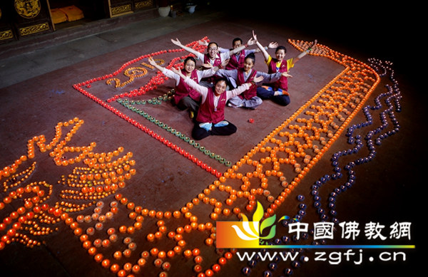 四众弟子齐聚一堂