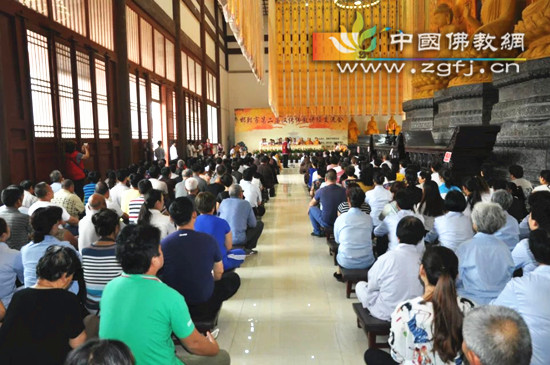 全市各地寺院法师、护法居士云集二祖匡教禅寺