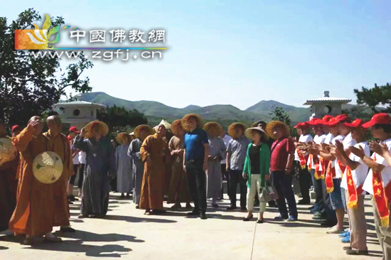 秦皇岛佛协参访交流团一行参访大佛光寺