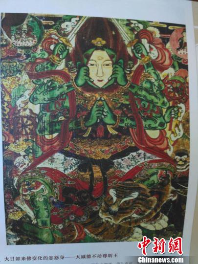 国内外学者山西参访佛教壁画 文物管理者冀克隆原迹