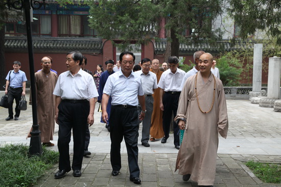 全国政协民族宗教委员会朱维群主任莅临中国佛学院调研