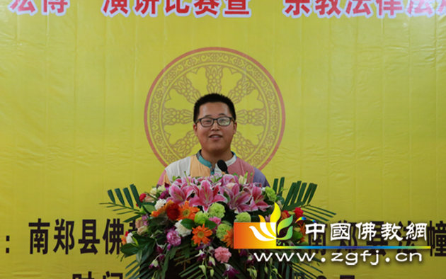 参赛男众.jpg