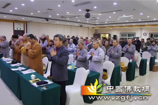 演奏三宝歌_副本.jpg