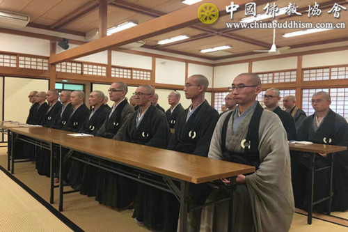 中国佛教代表团赴日本进行修行体验交流活动.jpg