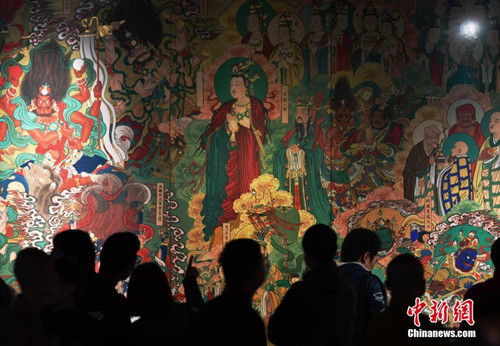 石家庄画家十年复原的毗卢寺壁画亮相.jpg