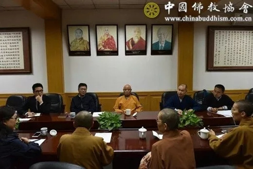 演觉副会长会见台湾中华人间佛教联合总会秘书长觉培法师一行.jpg
