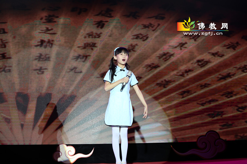 歌曲：《百善孝为先》表演者：校园法治小记者-高乙婷_副本.jpg