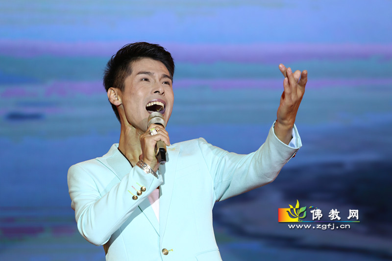 《龙江颂》选段表演者：“凯盛杯”首届全国河北梆子大赛银奖得主著名河北棒子表演艺术家张秋玲开山大弟子-张国利_副本.jpg