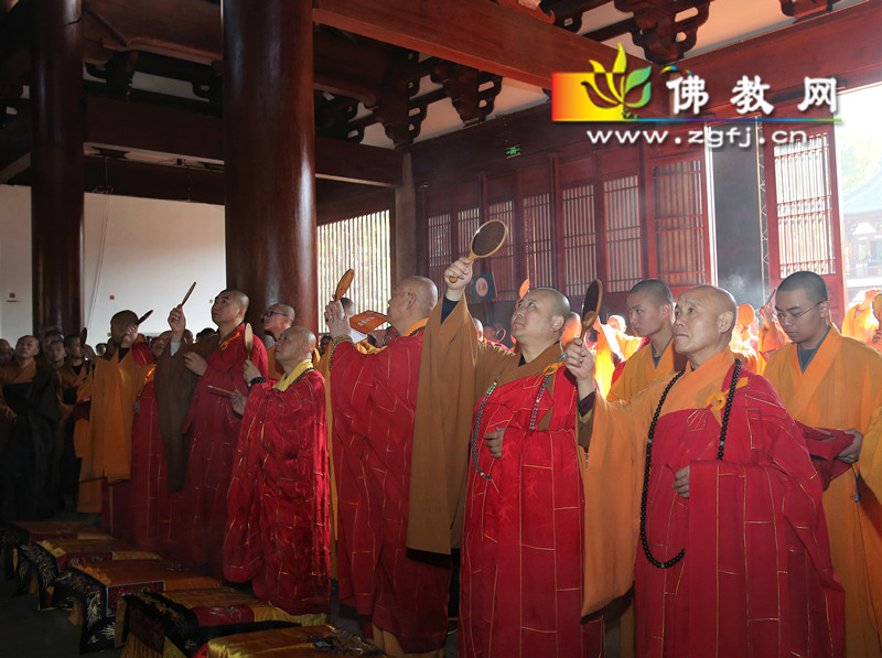 举镜照明08.jpg