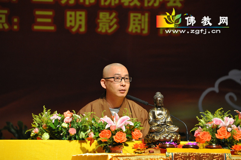 7-2】闽南佛学院学僧寂辰法师讲《如何把握般若智慧》_副本.jpg