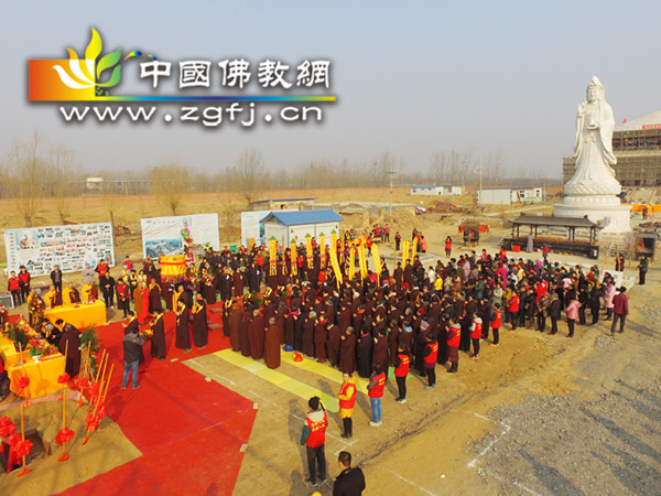 5  奠基法会现场（4）.JPG