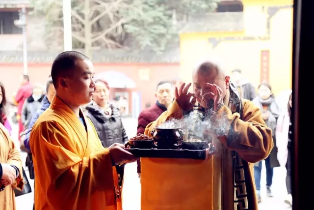 苏州寒山寺方丈秋爽法师赴成都文殊院参访
