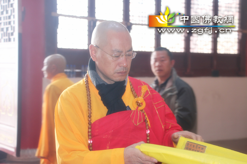 中国佛教印经网携广大居士发心供养灵岩禅寺水陆画一套.jpg