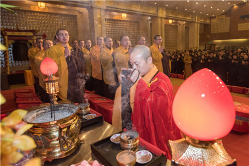 文渊法师主法.jpg