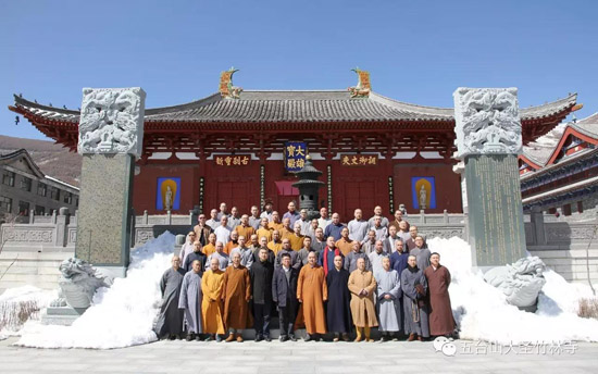 合影留念.jpg