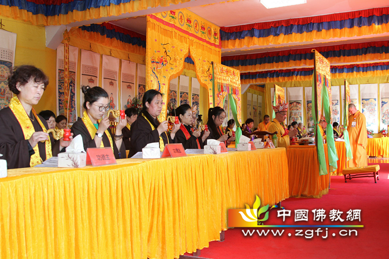 丁酉年河北井陉灵岩寺举办第二届水陆法会.jpg