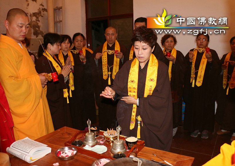 丁酉年河北井陉灵岩禅寺水陆法会第四天·请供上堂.jpg