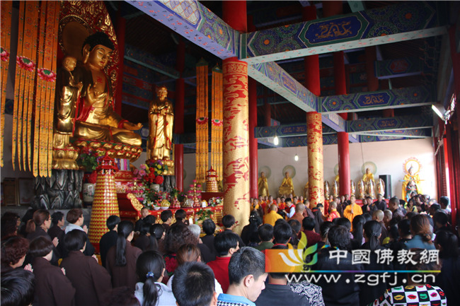 安国兴国寺大殿回向