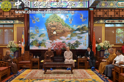 台湾中国佛教会秘书长修懿法师一行5人拜访中国佛教协会.jpg