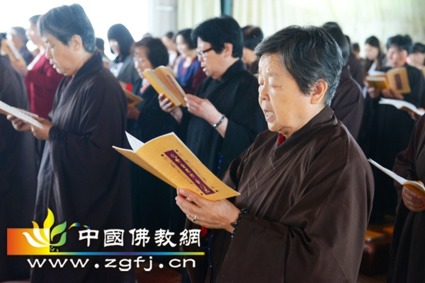 3 读诵《观世音菩萨普门品》,愿天下母亲吉祥如意,得生净土.JPG
