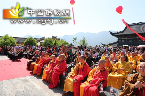 18场面宏大，吉祥庄严.jpg