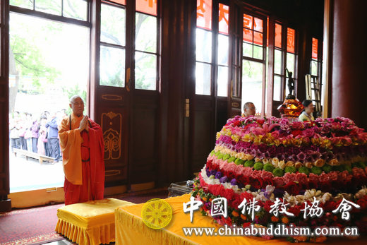 北京广济寺举行释迦牟尼佛陀圣诞2641年浴佛节法会2.jpg