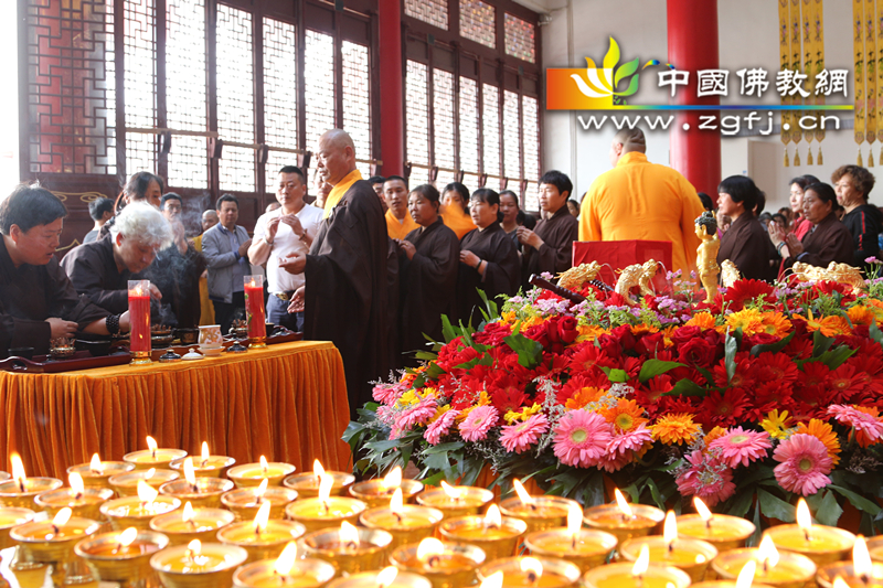 2017年井陉灵岩禅寺四月初八浴佛节法会.jpg