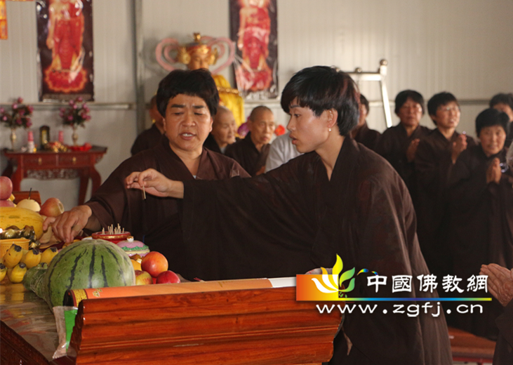 河北南宫万佛寺农历五月十五往生普佛超度法会圆满.jpg