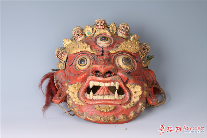 青海藏传佛教艺术展霸气亮相青岛博物馆7.jpg