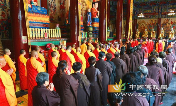 法会现场