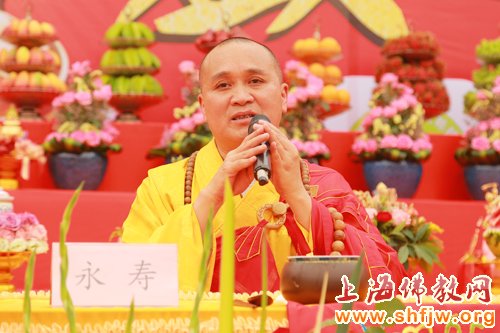 永寿大和尚为众开示.jpg