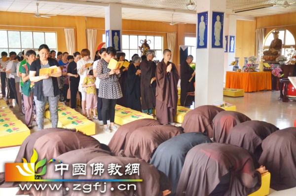 1  三学净苑举行建党96周年祈福法会.JPG