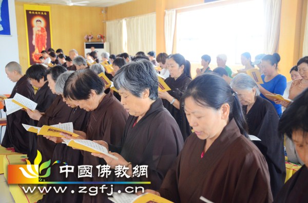 3 大众读诵普门品.JPG