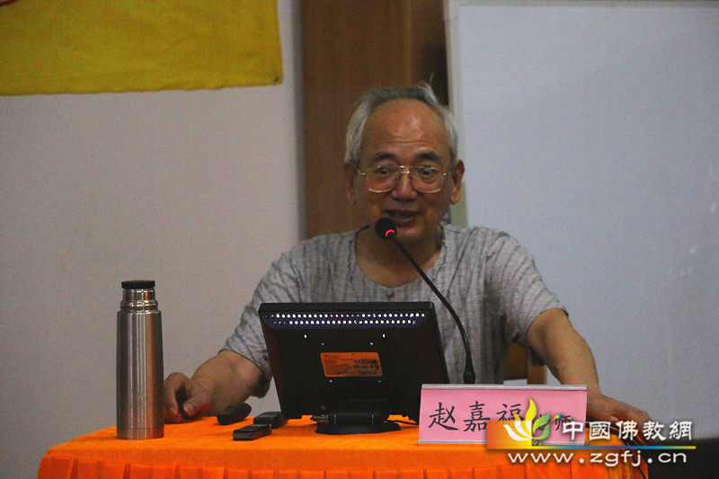 梵华精舍第六届夏令营第二天——青年人与读书、修书与修心、行禅.jpg