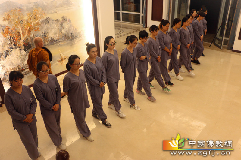梵华精舍第六届夏令营第二天——青年人与读书、修书与修心、行禅.jpg