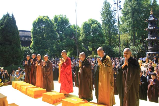 松纯长老示寂追思会暨回向法会在常州天宁禅寺举行6.jpg