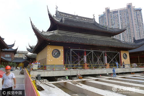 上海玉佛寺大雄宝殿9月启动平移.jpg
