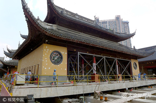 上海玉佛寺大雄宝殿9月启动平移.jpg