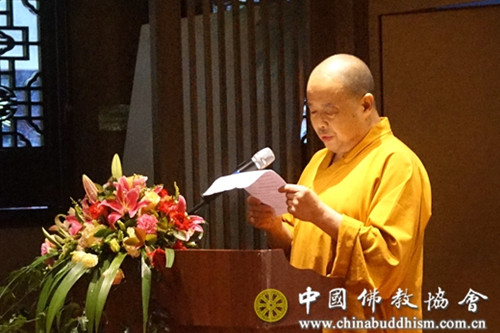 第一期全国佛教古籍修复技术培训班在成都文殊院开班.jpg