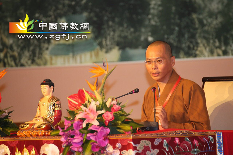 台湾佛光山慧知法师登台说法13_副本.jpg
