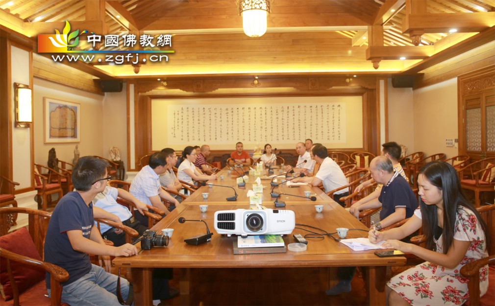 5座谈会现场（摄影：李国坚）_副本.jpg