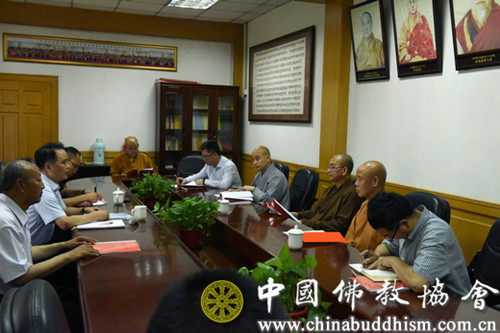 学诚会长会见中国佛教协会西藏分会领导一行.jpg